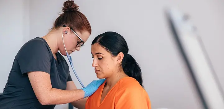 NaphCare Correctional Nurse Taking a Patient’s Vitals